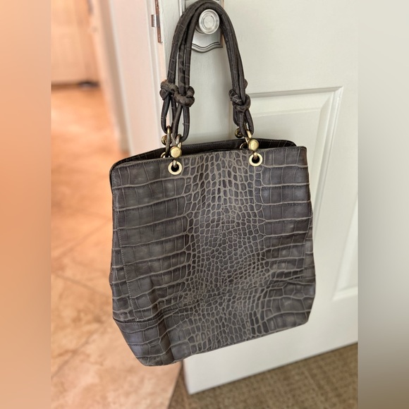 Lederer Paris embossed leather handbag in Grey. - Picture 2 of 11